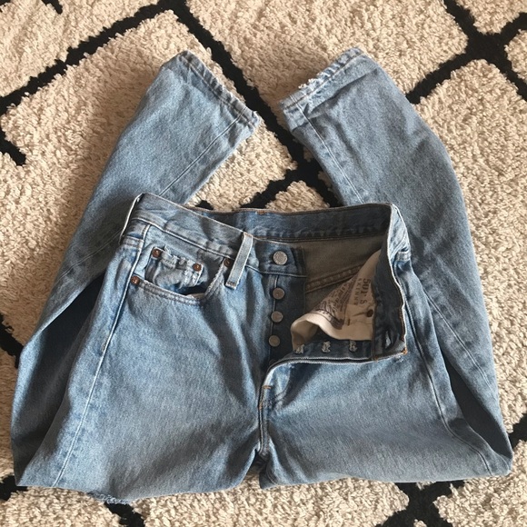 Levi’s 501 skinny NWOT - Picture 2 of 4